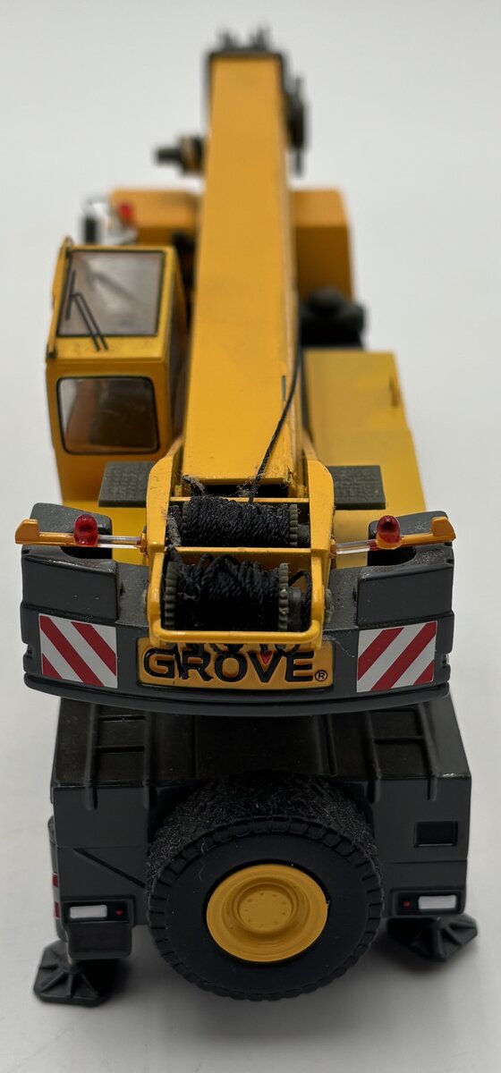 TWH Collectibles 003Y 1:50 Yellow GMK3055 3-Axle Crane EX