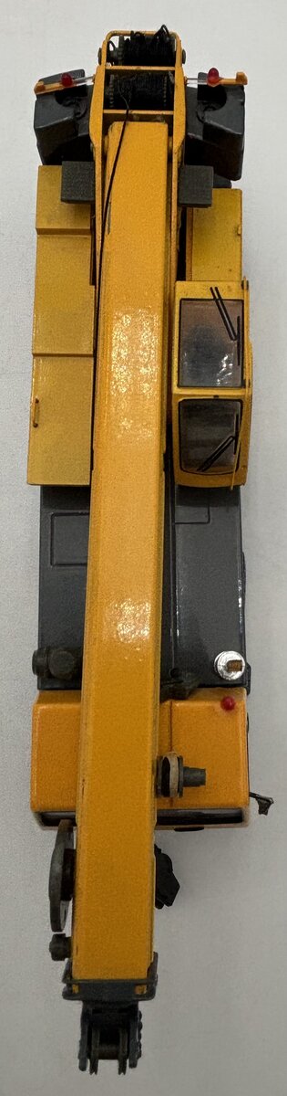 TWH Collectibles 003Y 1:50 Yellow GMK3055 3-Axle Crane EX