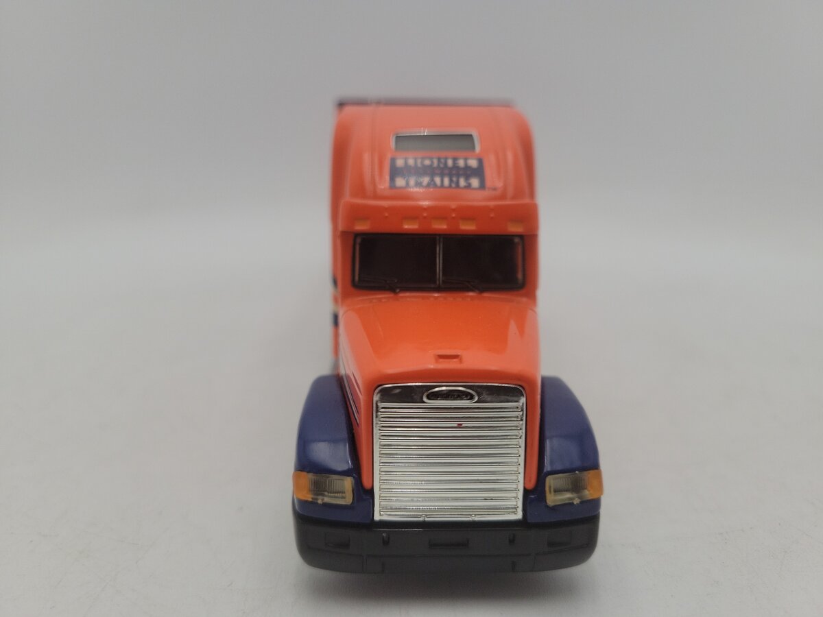 Lionel 59-0108 O Gauge Eastwood Lionel Tractor Trailer EX