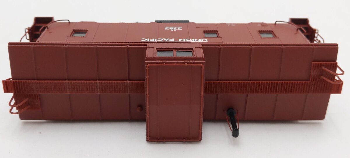 Trix 24901 HO Scale Union Pacific Caboose #3763 LN