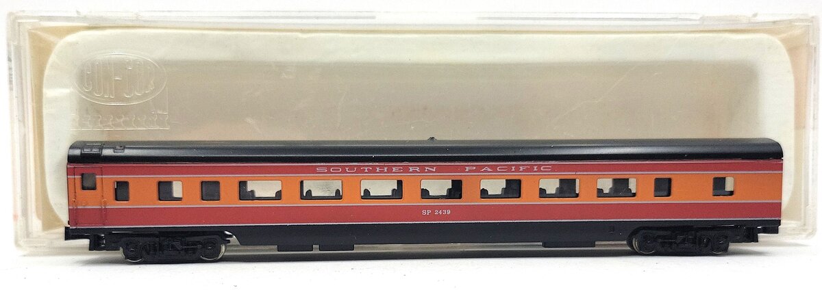 Con-Cor 0001-04001F-2 N Scale Southern Pacific Daylight 85'' Passenger Car EX/Box