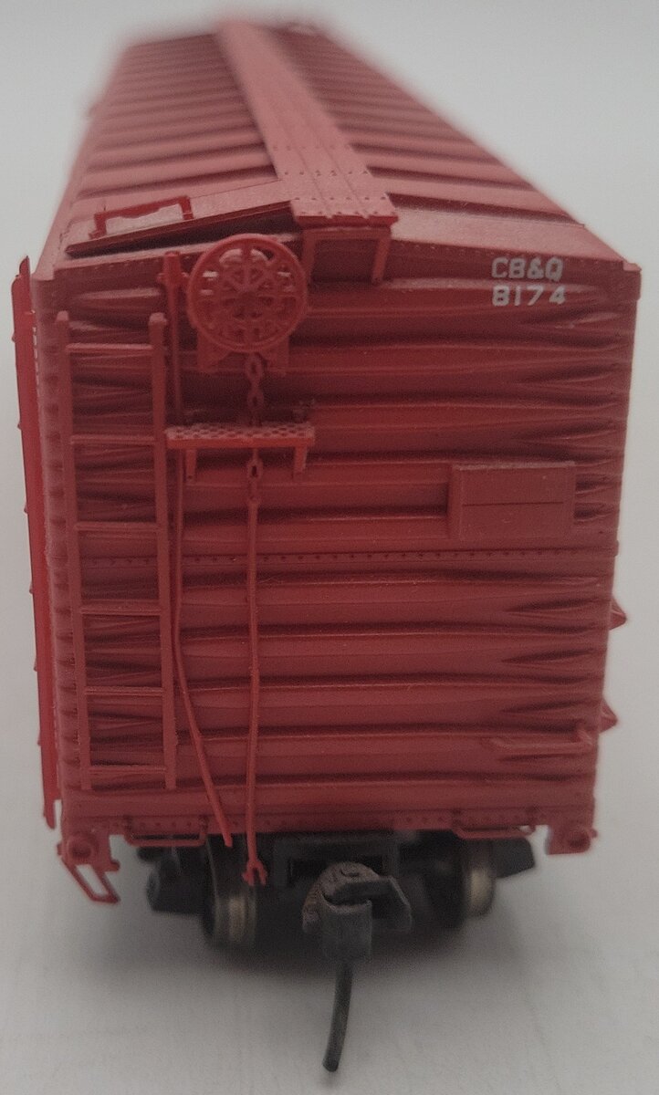 Proto 2000 30369 HO CB&Q 50' Automobile Box Car #8174 EX/Box