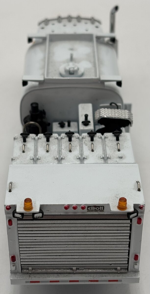 Sword Models SW2041-WAL 1:50 Elliott Fuel & Line w/Peterbilt 357 EX