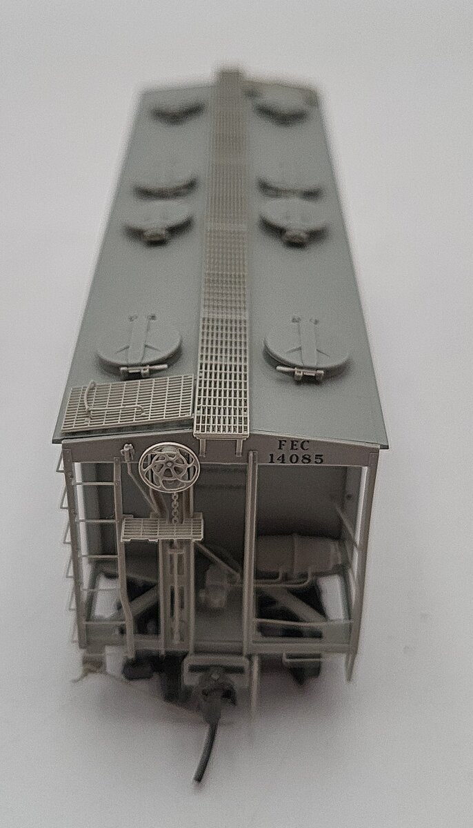 Kadee 8610 HO Scale FEC PS-2 Covered Hopper #14085 EX/Box