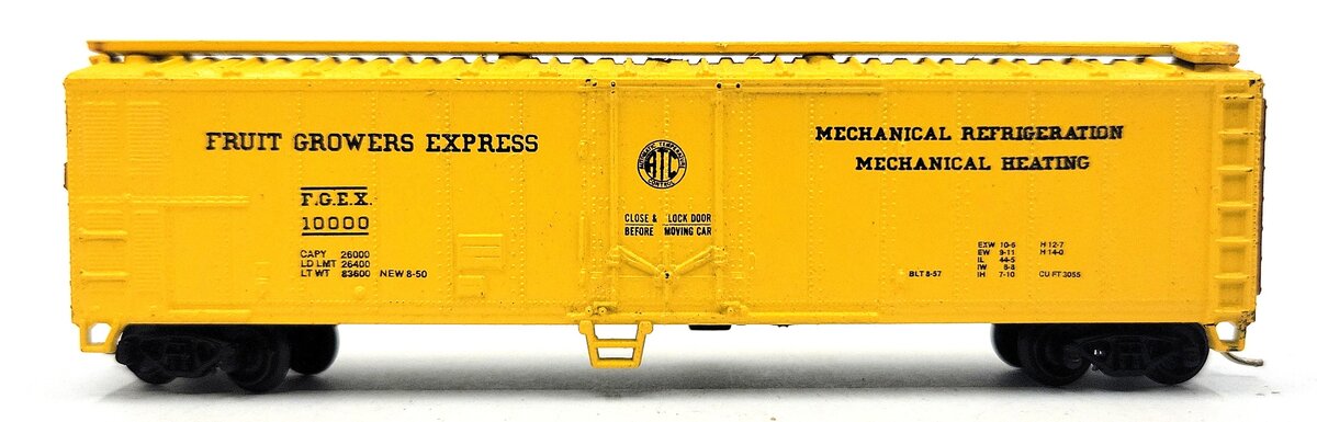 Atlas 3671 N Scale Fruit Growers Express 50' Mechanical Reefer #10000 EX/Box