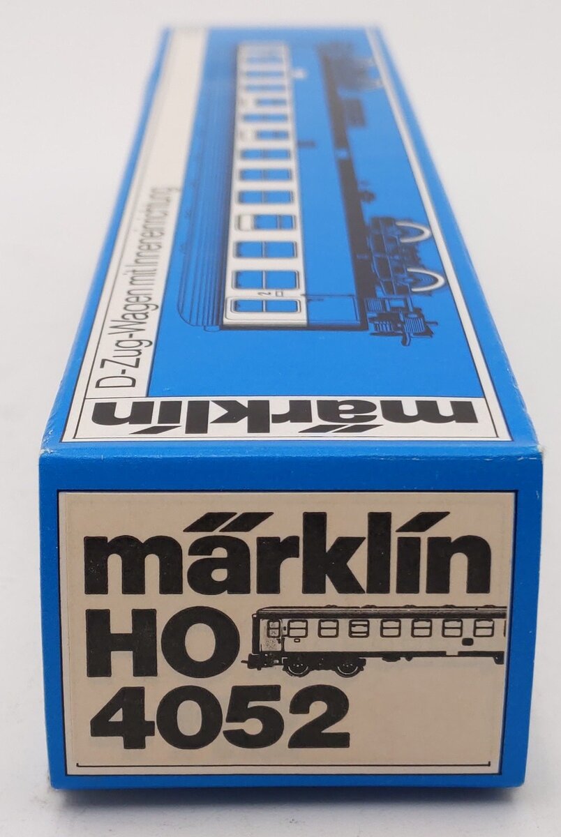 Marklin 4052 HO DB 2nd Class Green Express Coach EX/Box