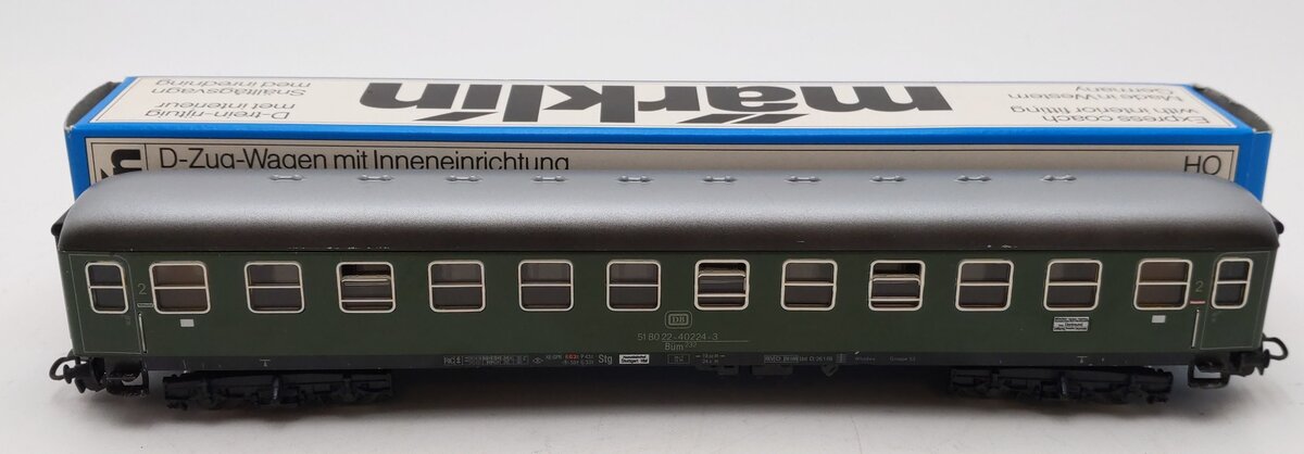 Marklin 4052 HO DB 2nd Class Green Express Coach EX/Box
