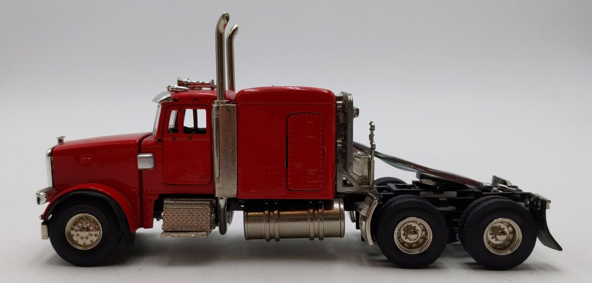 Promotex 1:87 Scale # 25233 Peterbilt Tandem Tractor w/Sleeper EX