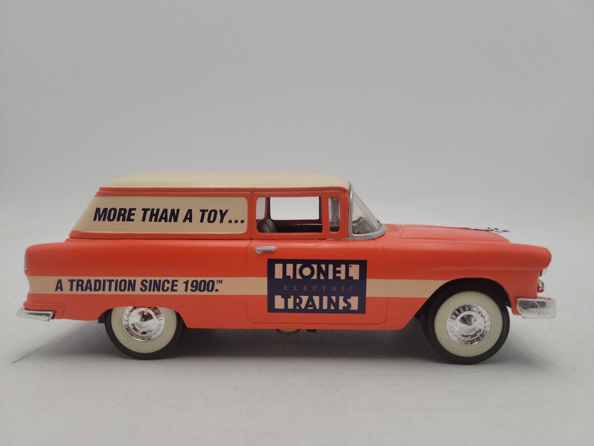 Lionel 303500 1:25 Lionel Electronic Trains 1955 Chevrolet Delivery Truck Bank EX