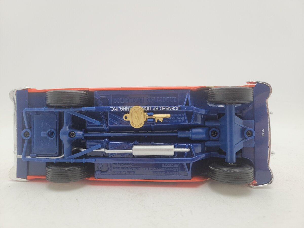 Lionel 303500 1:25 Lionel Electronic Trains 1955 Chevrolet Delivery Truck Bank EX