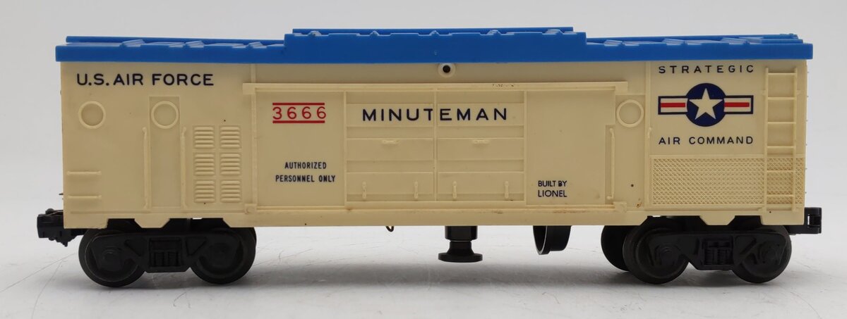 Lionel 3666 Vintage O Gauge USAF Minuteman Missile Car w/ Cannon - RARE VG