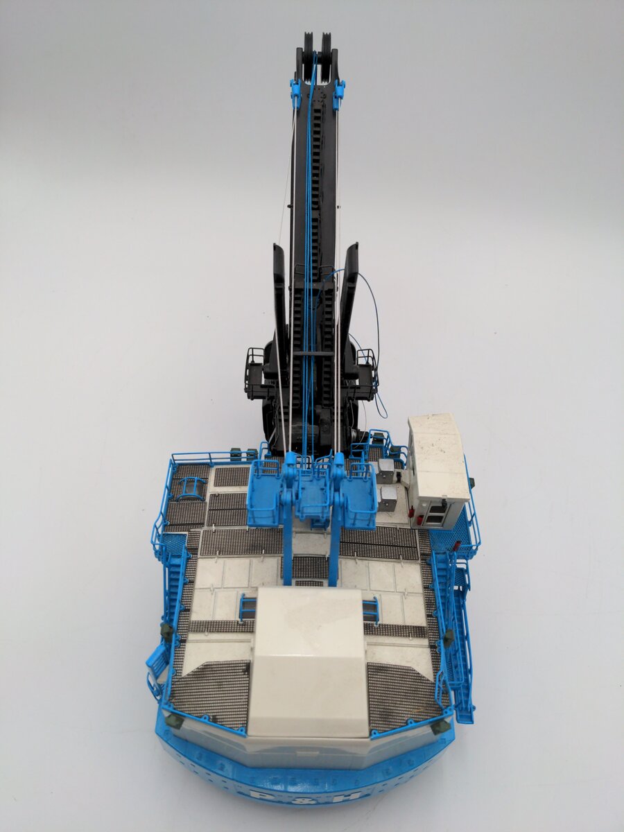 Sword 4100XPB 1:87 Cream & Blue Cable Mining Shovel VG