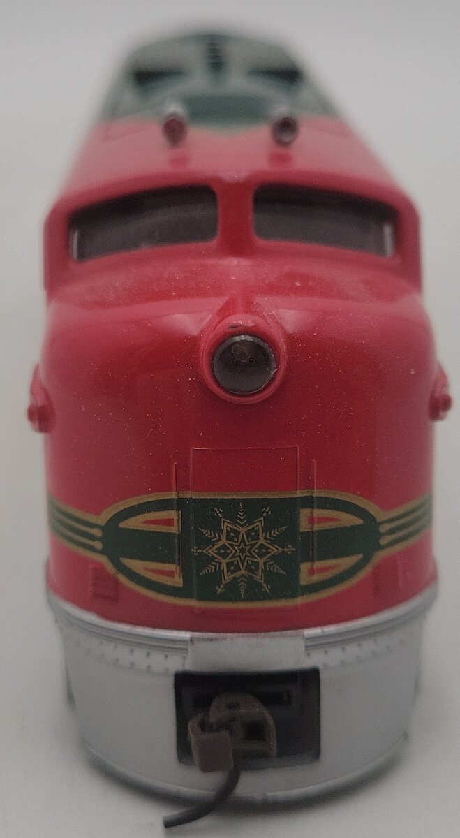 Bachmann HO Scale North Pole & Southern Diesel Locomotive EX