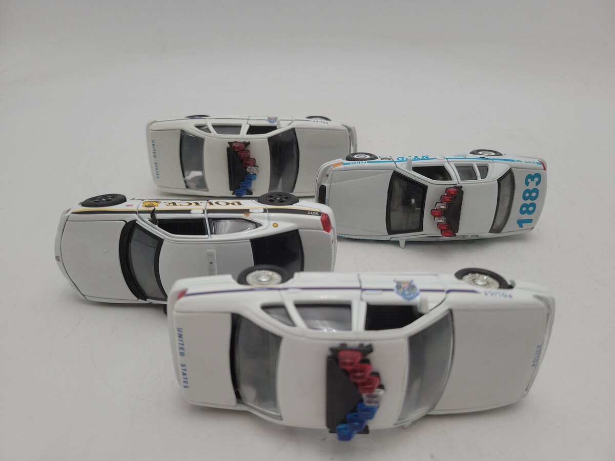Welly Diecast & Others Assorted Police Cars: 9762, 15419, 1994 [4] EX