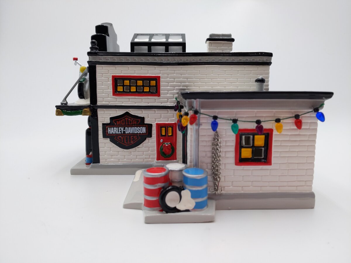 Dept 56 56.54886 Harley Davidson Motorcycle Shop EX/Box