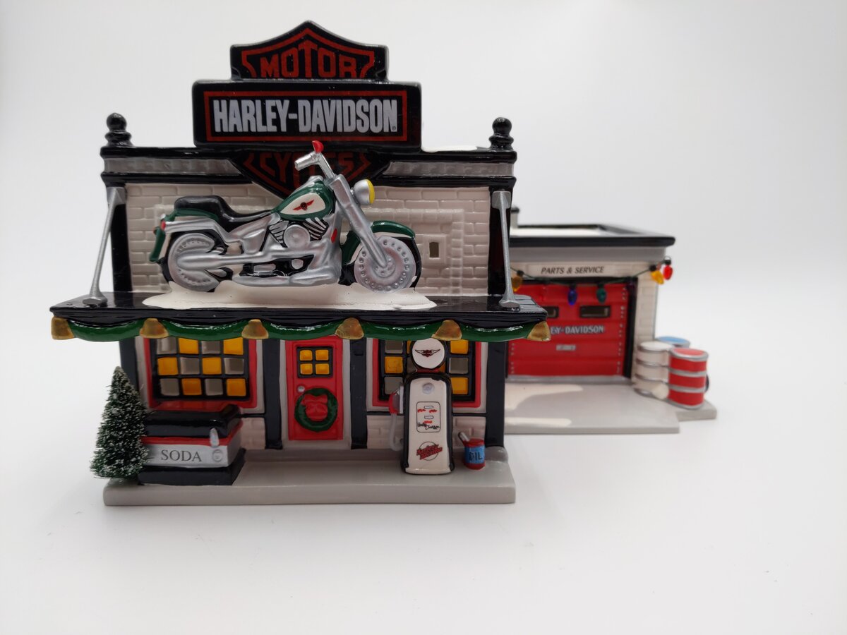 Dept 56 56.54886 Harley Davidson Motorcycle Shop EX/Box