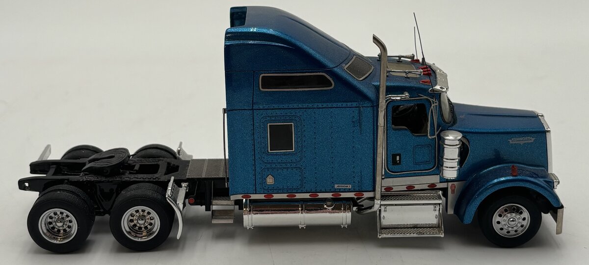 Unknown Manufacturer Kenworth 1/32 scale W900L Semi-Tractor Diecast - Custom VG