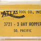 Atlas 3721 N Scale Southern Pacific 3-Bay Covered Hopper #490098 EX/Box