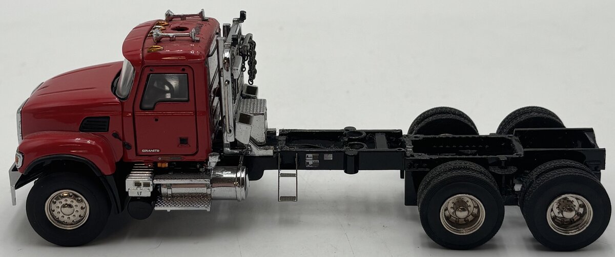 First Gear 1:64 Mack Granite Day Cab Semi-Tractor Diecast EX