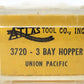 Atlas 3720 N Scale Union Pacific 3-Bay Covered Hopper #19711 LN/Box
