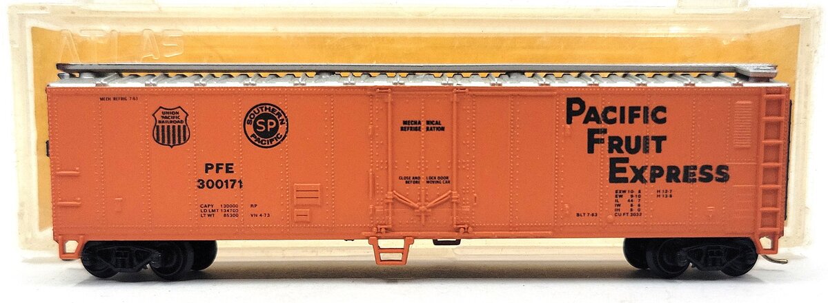 Atlas 3661 N Scale 50' Pacific Fruit Express Mechanical Reefer #300171 LN/Box