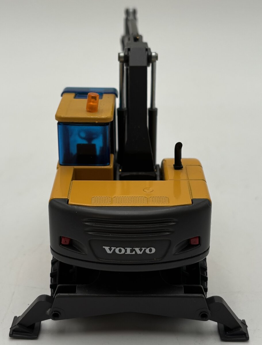 NZG 1:50 Volvo EW160 Excavator Diecast EX