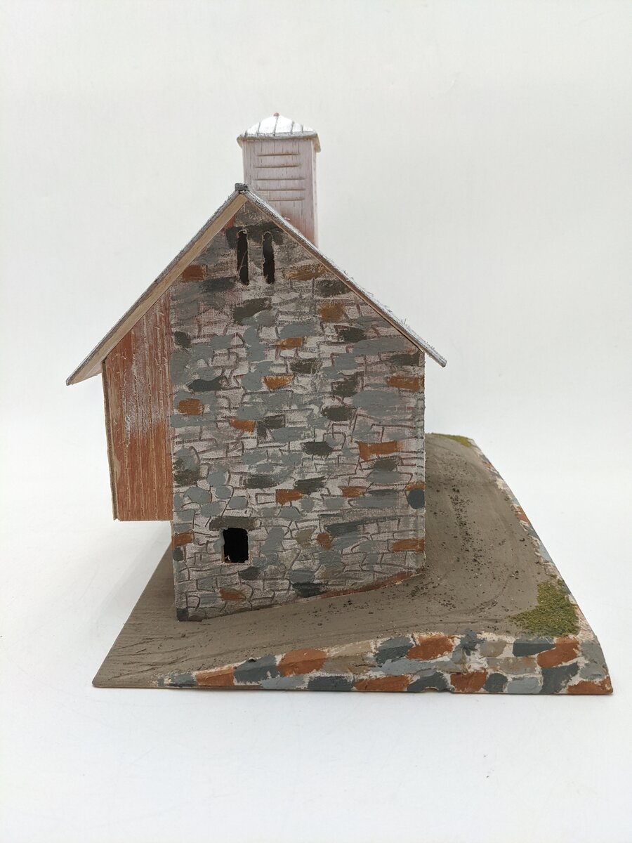 O Scale Custom Built Country Barn