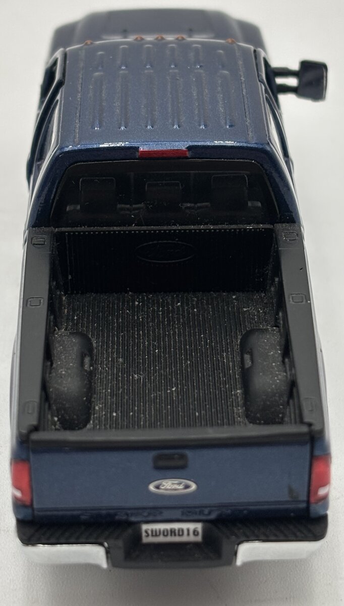 Sword Models SW1200-B 1:50 Scale 2016 Ford F-250 Pickup Truck - Blue EX
