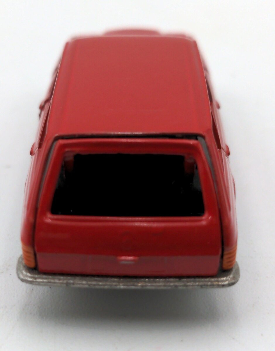Conrad 1701 1:66 Scale Diecast Mercedes Benz T LN