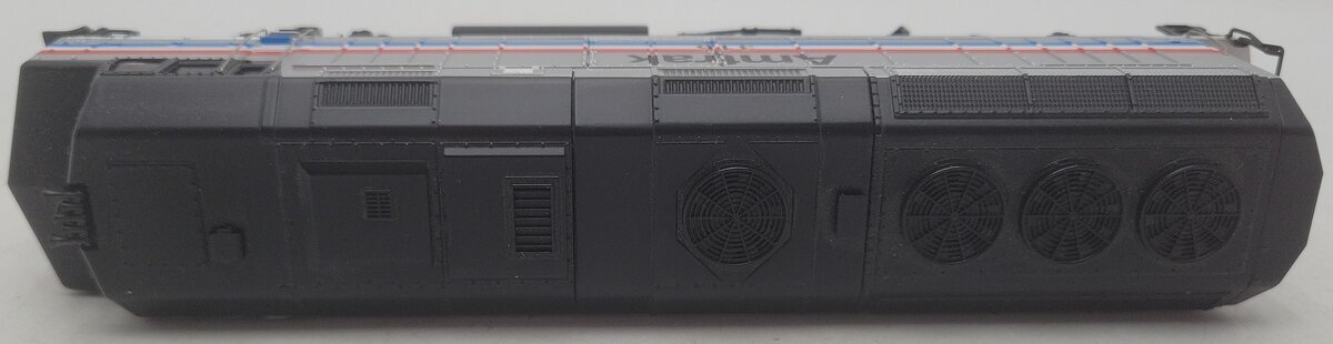 Walthers 931-311 HO Amtrak EMD F40PH Diesel Locomotive #339 EX/Box