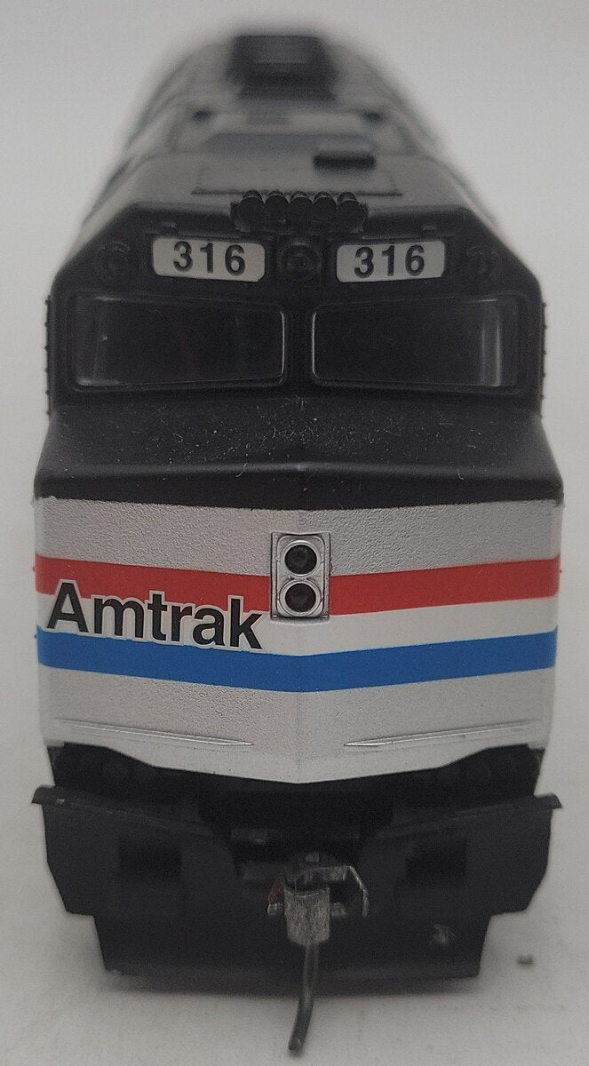 Walthers 931-311 HO Amtrak EMD F40PH Diesel Locomotive #339 EX/Box