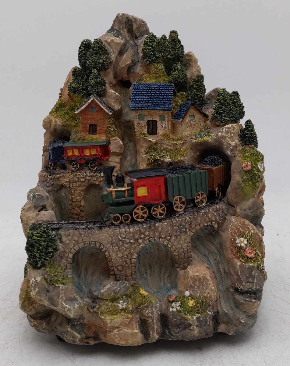 Old Fashion 001755290 Train Fountain EX/Box