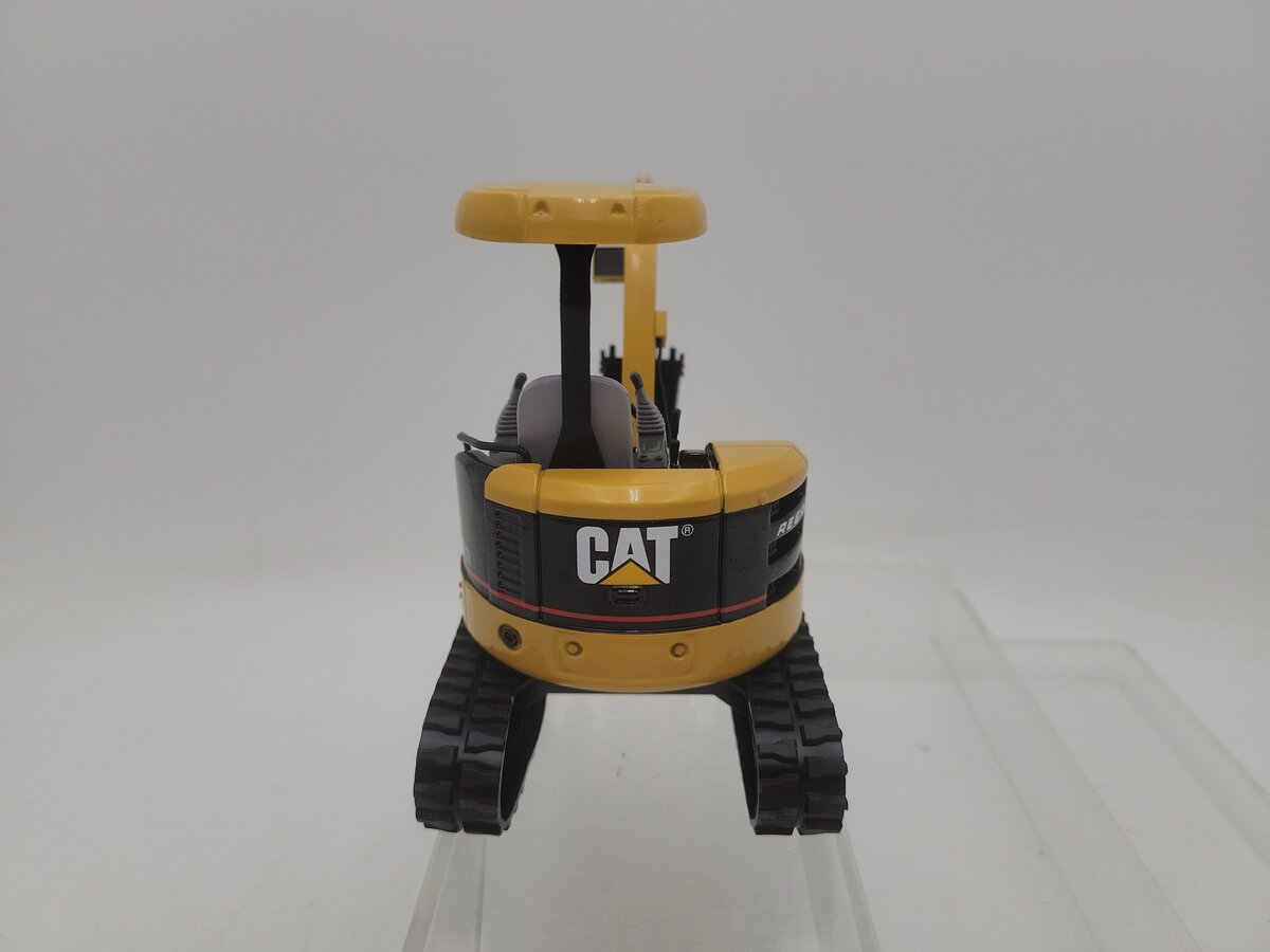 Caterpillar 303 1:22 Scale Yellow / Black CR Track Mini Excavator Diecast Model EX/Box