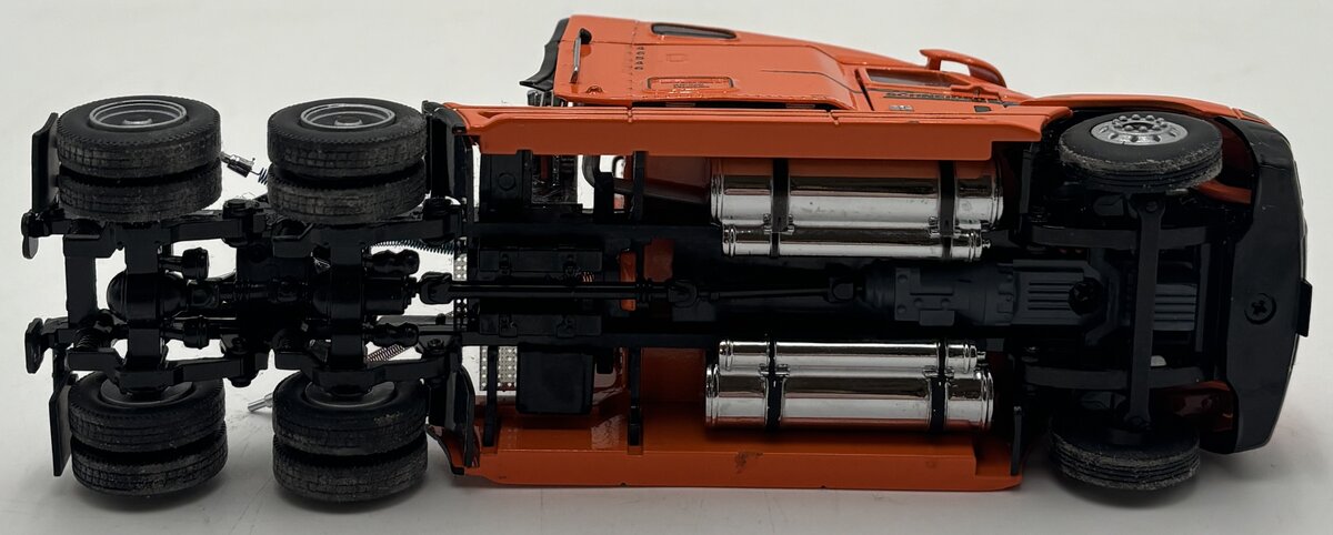 Sword Models 1:50 Freightliner Century Schneider National Semi-Tractor EX
