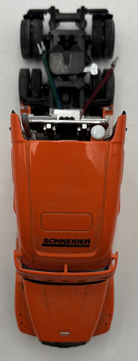 Sword Models 1:50 Freightliner Century Schneider National Semi-Tractor EX