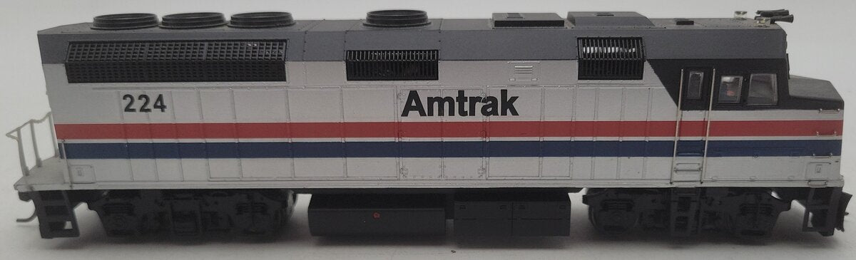 Walthers 931-342 HO Scale Amtrak EMD F40PH Powered Diesel Locomotive #224 EX/Box