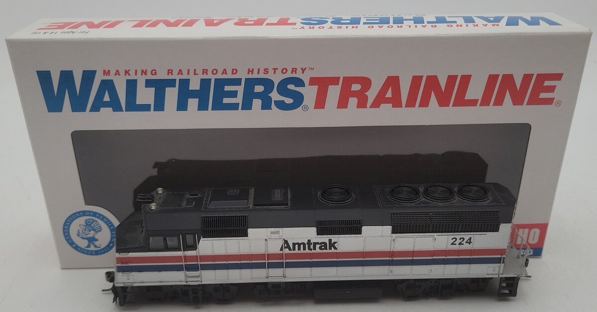 Walthers 931-342 HO Scale Amtrak EMD F40PH Powered Diesel Locomotive #224 EX/Box