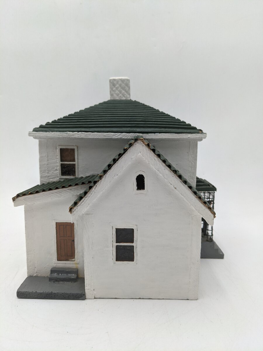 O Scale Custom Built House