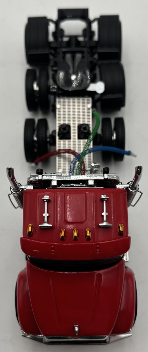 First Gear 1:50 Red Mack Granite 4 Axle Semi-Tractor Diecast EX