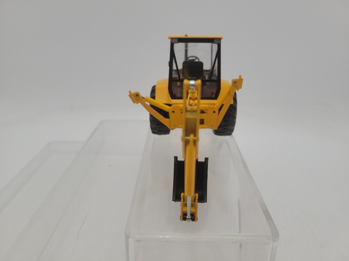 Conrad 2956 1:35 Scale Yellow & Black MF Lader TL860 Kobelco Diecast EX/Box