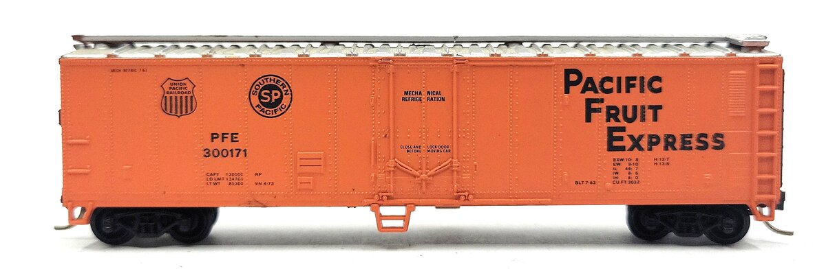 Atlas 3661 N Scale 50' Pacific Fruit Express Mechanical Reefer #300171 LN/Box