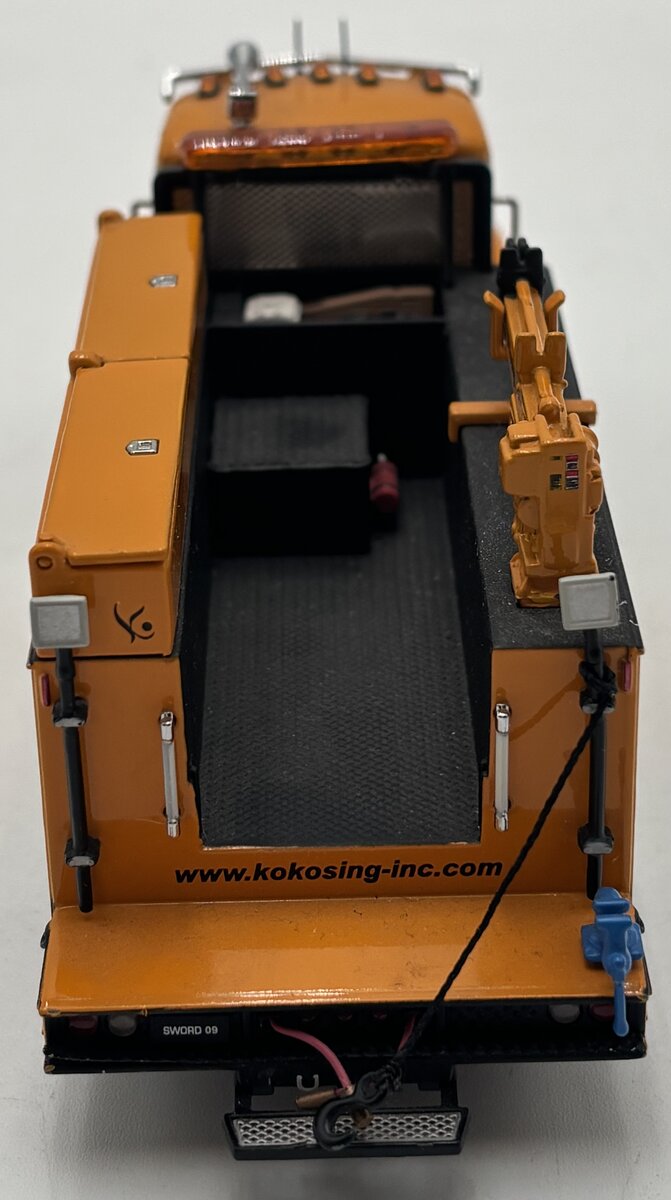 Sword Models SW2045-KO 1:50 Scale Kokosing Peterbilt 335 Mechanic Service Truck EX