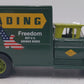 Ertl 345000 1:43 Scale Diecast Green Reading Lines Box Truck EX/Box