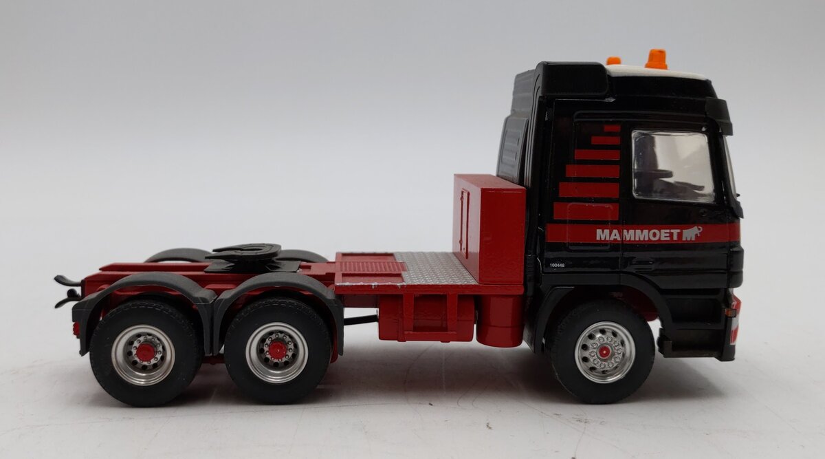 Conrad 40011/01 1:50 Scale Diecast Actros Heavy Haul Tractor - Mammoet NIB