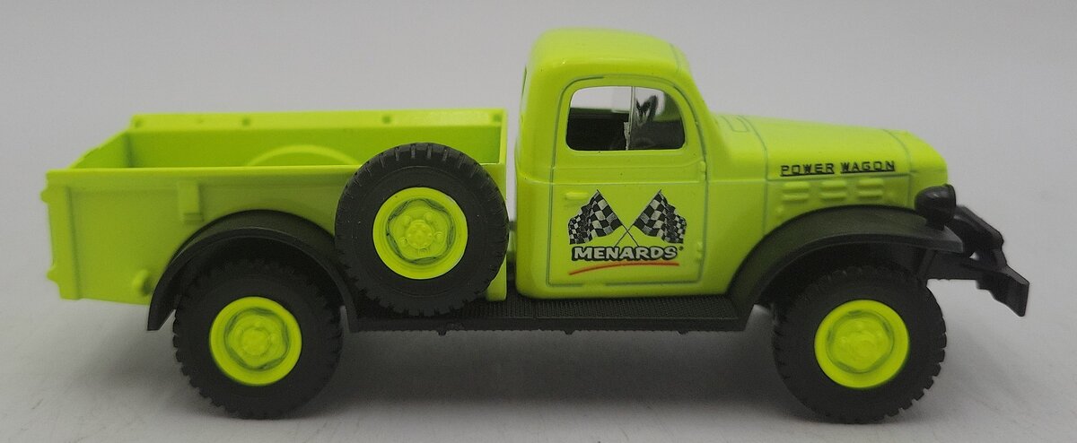 Menards 279-9398 1:48 Scale Denver Diecast 1947 Dodge Power Wagon EX/Box