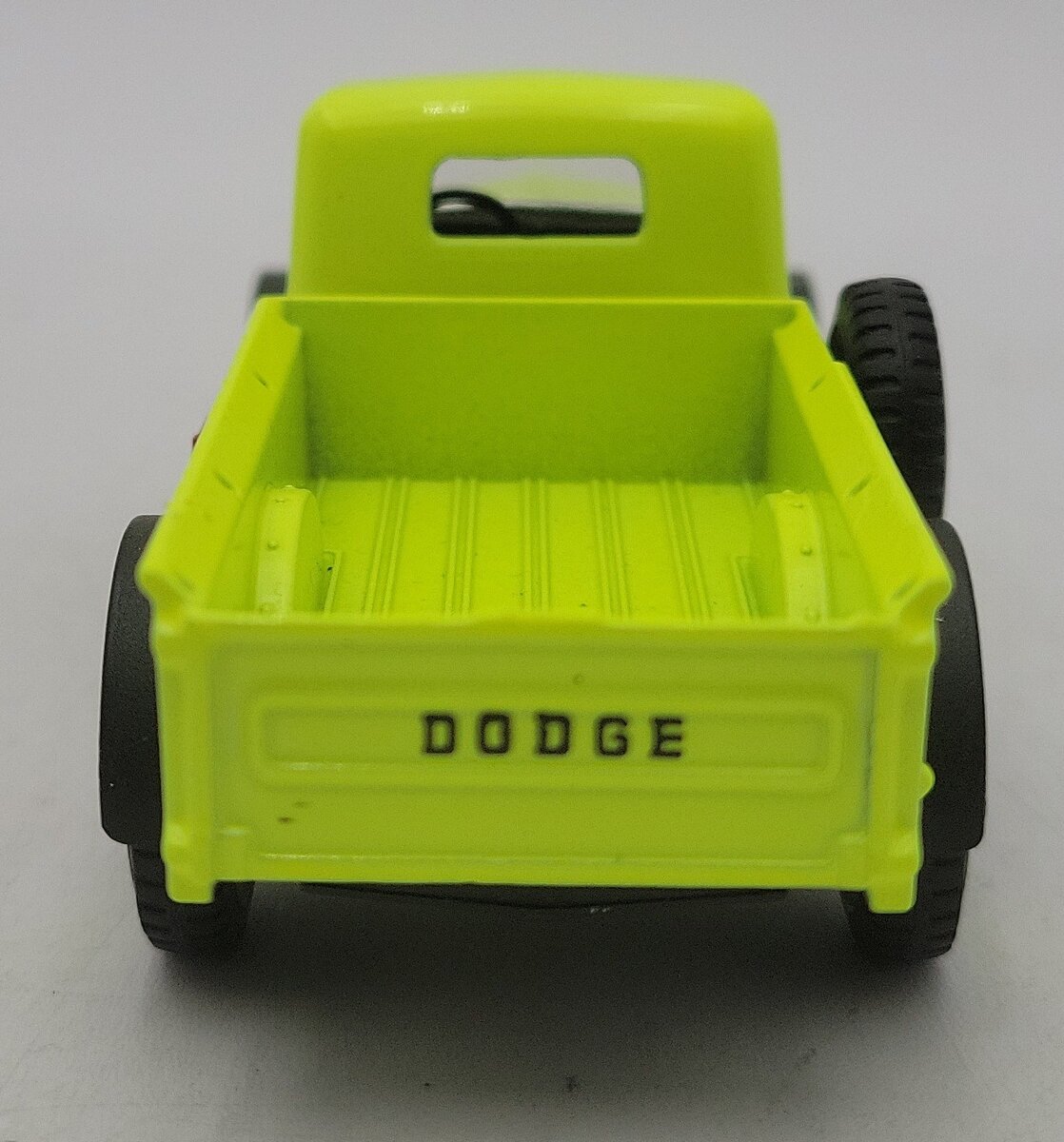 Menards 279-9398 1:48 Scale Denver Diecast 1947 Dodge Power Wagon EX/Box