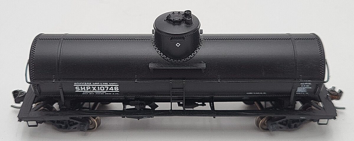 InterMountain 46201-43 HO Scale S.H.P.X ACF Type 27 Riveted Tank Car #10746 EX/Box