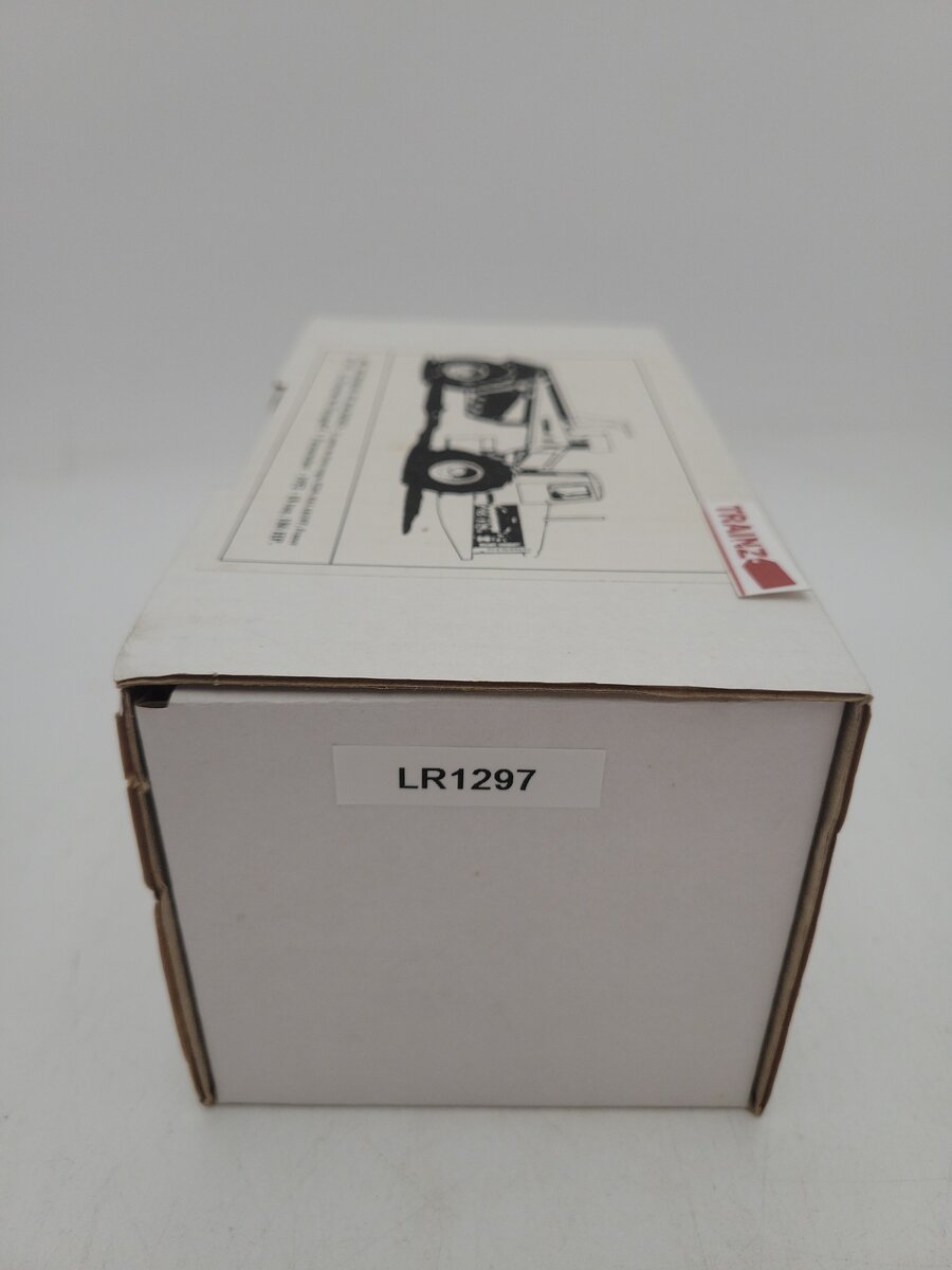 ATM N19 1:50 Scale Yellow Tractor & Turnarocker Trailer 1952 Diecast Model EX/Box