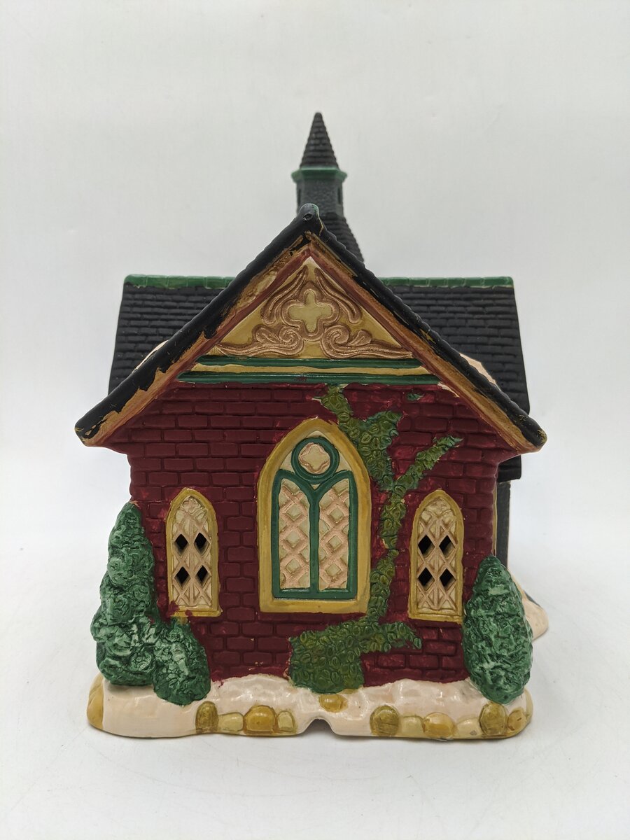 Santa's Best Disney Danaware Thailand 1995 Church EX