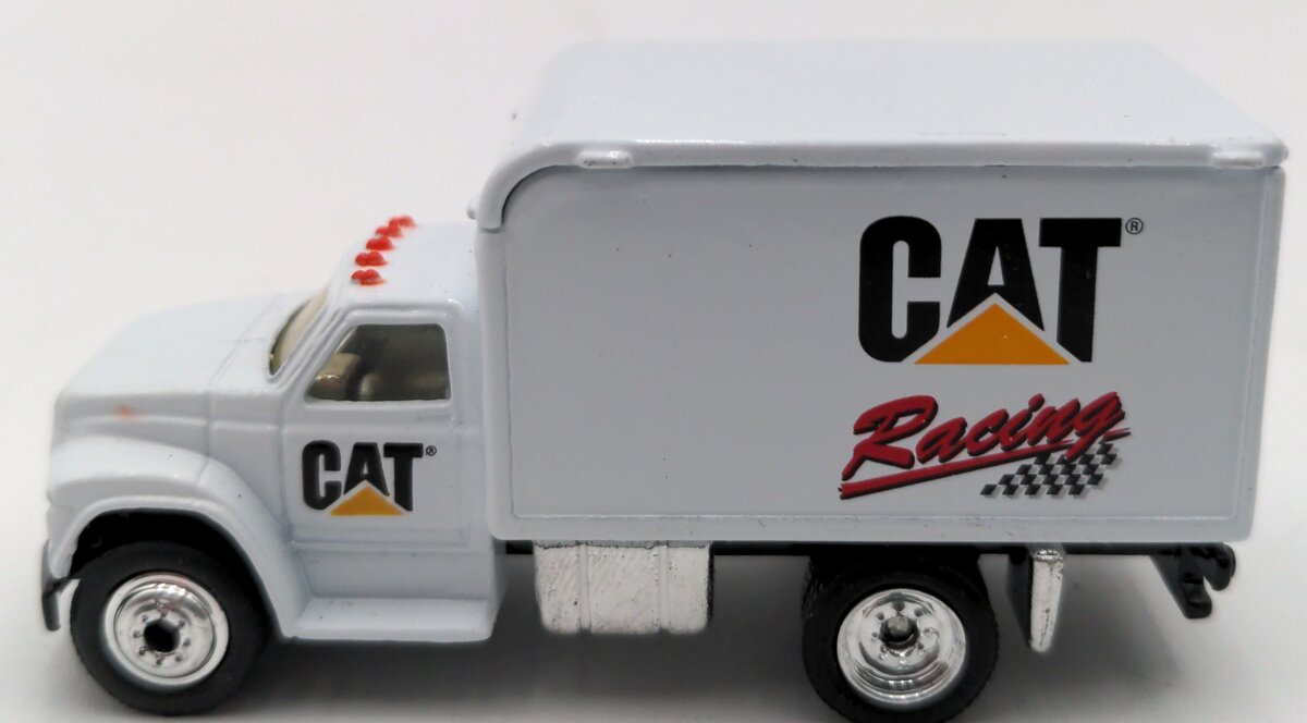 Matchbox 1:70 Scale Diecast Ford F800 CAT Racing Delivery Truck NEW